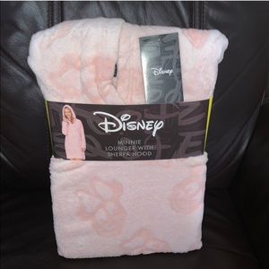 Disney Minnie Mouse Pink Plush Sherpa Hoodie NEW